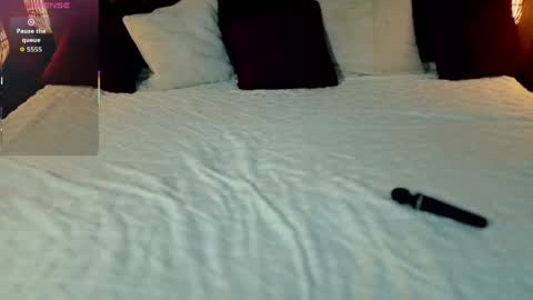 daryana_gray online show from April 14, 2026, 6:41 am