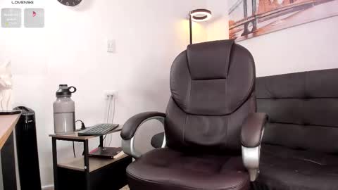 Snapshot of dash_bukoski chatting on November 15, 2025, 12:02 pm Dash online show from November 15, 2025, 12:02 pm