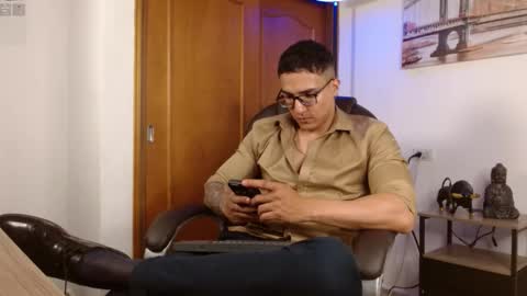 Dash online show from March 4, 2026, 2:01 pm