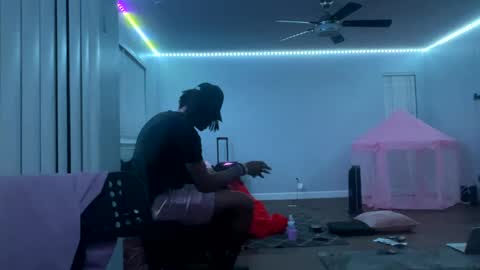 Snapshot of datb0igud chatting on March 3, 2025, 9:33 am LushLavish online show from March 3, 2025, 9:33 am