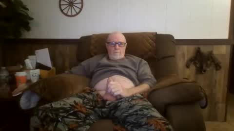 dave571960 online show from January 10, 2026, 11:45 am