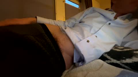 Snapshot of dave76b chatting on December 4, 2024, 3:43 pm dave76b online show from December 4, 2024, 3:43 pm