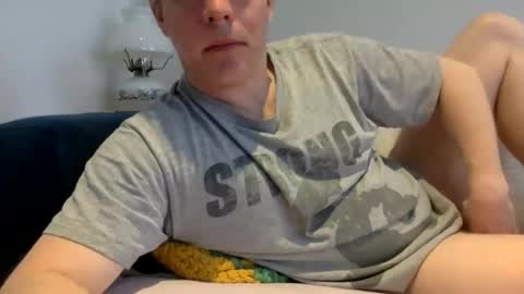 daveb709709709 online show from April 4, 2026, 8:28 pm