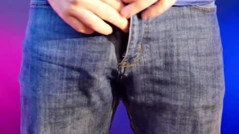 Snapshot of daveloam chatting on April 15, 2026, 6:04 pm WhyNotDave online show from April 15, 2026, 6:04 pm