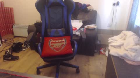 dave online show from February 8, 2025, 9:46 am