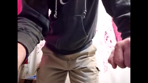 davey33_ online show from April 17, 2026, 8:56 pm