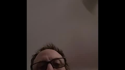 Snapshot of david1982yesyes chatting on March 3, 2026, 10:10 am david1982yesyes online show from March 3, 2026, 10:10 am