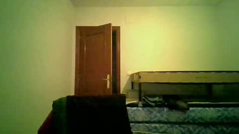 david33333333 online show from April 9, 2026, 6:57 pm