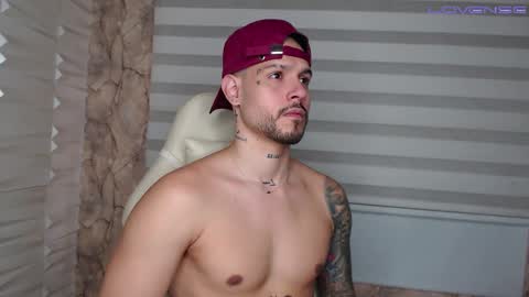 David col11 online show from December 15, 2025, 1:04 pm