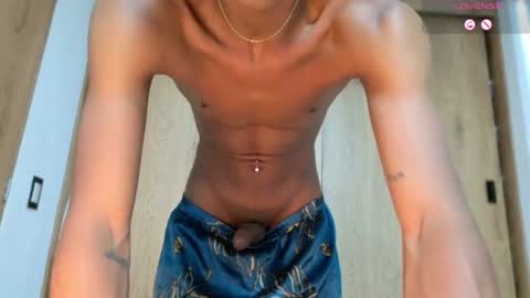 Snapshot of david_hot44 chatting on June 19, 2026, 1:48 pm david_hot44 online show from June 19, 2026, 1:48 pm