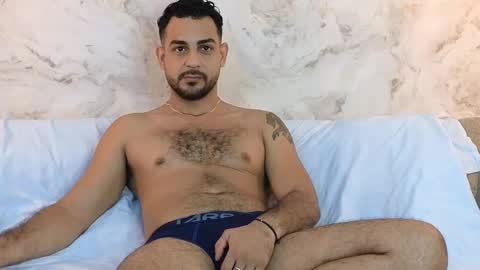 JF oliveira online show from February 4, 2025, 1:48 pm