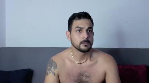 JF oliveira online show from November 17, 2025, 2:01 pm