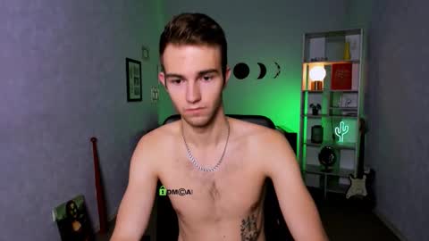 Snapshot of david_sunny chatting on November 23, 2025, 10:15 am David online show from November 23, 2025, 10:15 am