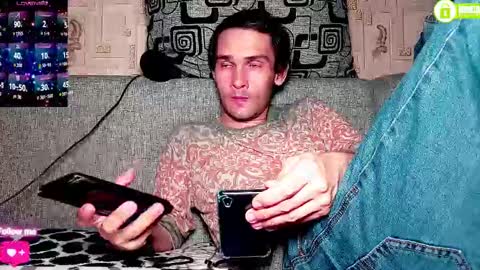 Snapshot of davidcarrollx chatting on October 6, 2025, 6:16 pm DavidCarroll online show from October 6, 2025, 6:16 pm