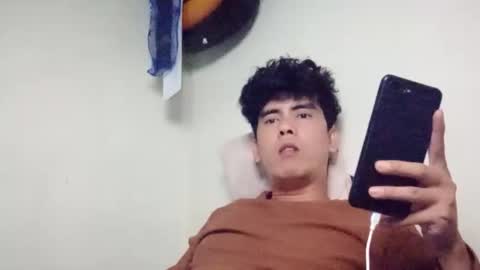 Snapshot of davidrocero chatting on April 19, 2026, 6:32 pm davidrocero online show from April 19, 2026, 6:32 pm