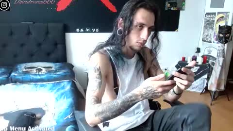   online show from October 9, 2025, 8:29 pm