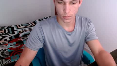 Snapshot of davidsalazar33 chatting on October 18, 2025, 9:04 pm davidsalazar33 online show from October 18, 2025, 9:04 pm