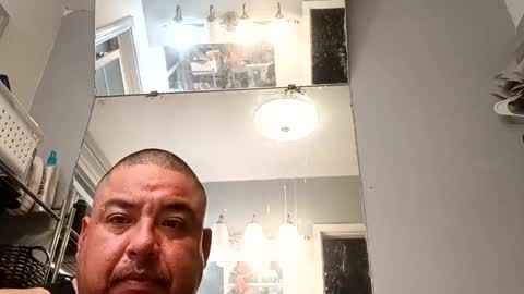 Snapshot of davidzhere222800 chatting on November 15, 2025, 7:49 am davidzhere222800 online show from November 15, 2025, 7:49 am