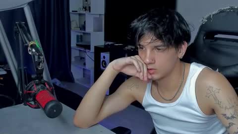 davis online show from September 13, 2025, 2:44 am