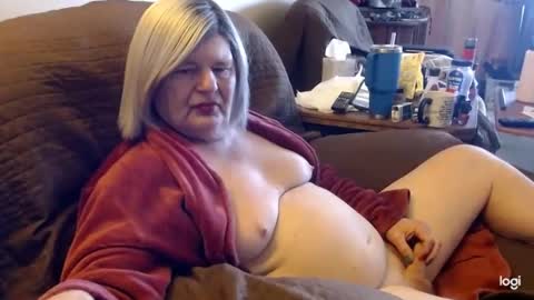 dawndoesall online show from February 9, 2025, 6:26 pm