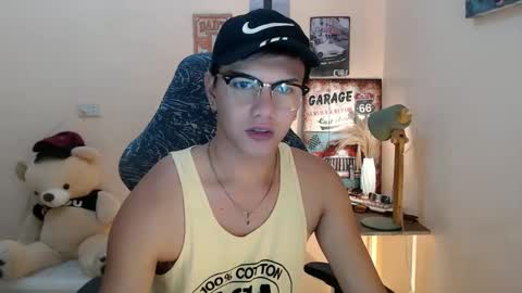 JC LOVER BOY online show from December 5, 2024, 2:42 am