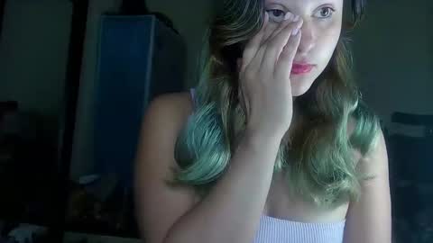 Snapshot of daya202 chatting on February 24, 2025, 12:37 pm Eli online show from February 24, 2025, 12:37 pm