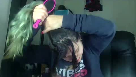 Snapshot of daya202 chatting on March 7, 2025, 7:30 am Eli online show from March 7, 2025, 7:30 am