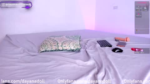 Dayana online show from May 27, 2026, 1:57 am