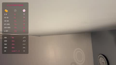 Snapshot of dayqueen1 chatting on October 20, 2025, 11:27 pm dayqueen1 online show from October 20, 2025, 11:27 pm
