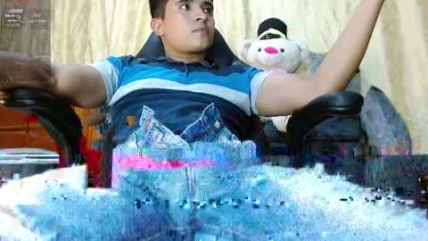 dayro_dduran online show from April 16, 2026, 9:26 pm