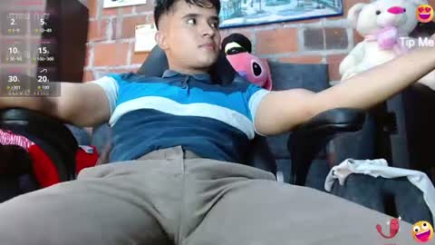dayro_dduran online show from June 9, 2026, 9:37 pm
