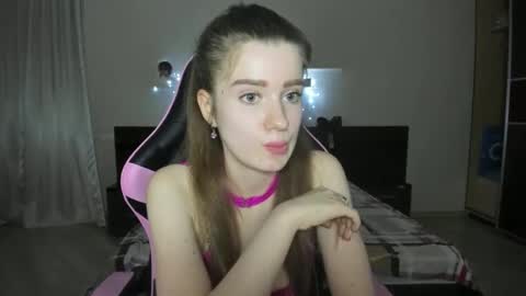 dazdrasmigdasue online show from January 24, 2025, 5:11 pm