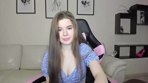 dazdrasmigdasue online show from February 26, 2025, 4:03 pm