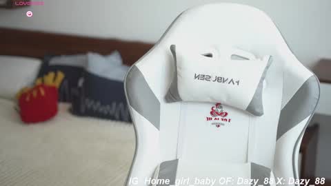 Dazy    My Fansly  online show from March 1, 2025, 4:37 am