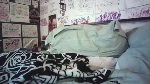 dbeamon92 online show from March 16, 2026, 12:53 pm