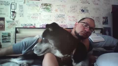 dbeamon92 online show from April 10, 2026, 2:11 pm