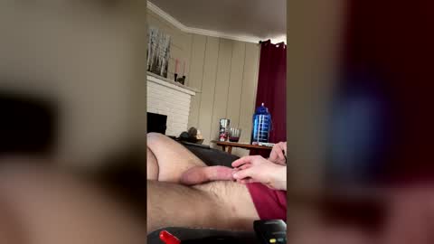 dcolb22 online show from April 12, 2026, 3:06 pm