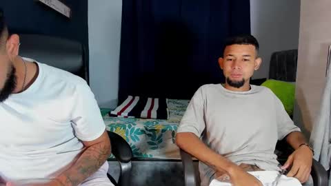 dcollins_ online show from November 14, 2025, 6:23 am