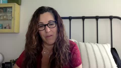 Snapshot of ddmolly chatting on December 27, 2024, 7:46 pm DDMolly online show from December 27, 2024, 7:46 pm