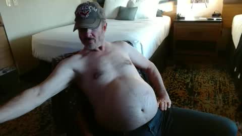 tmn1957 online show from April 27, 2026, 2:31 am