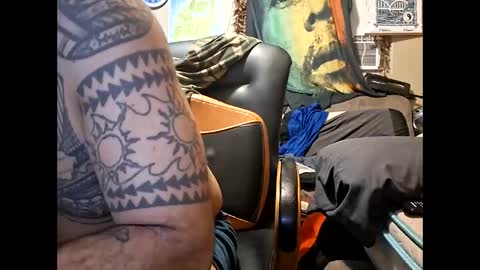 deadbirdink8o8 online show from February 2, 2026, 12:04 pm