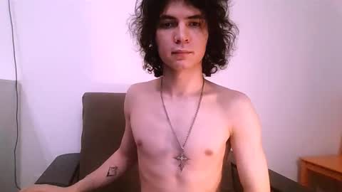 dean_raven online show from November 30, 2025, 5:22 am