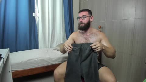 Snapshot of deanlek chatting on January 31, 2025, 7:51 pm Dean online show from January 31, 2025, 7:51 pm