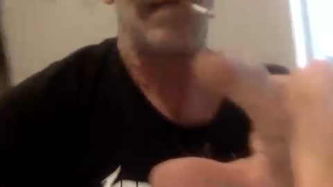 deanofflove221000 online show from November 7, 2025, 6:57 am