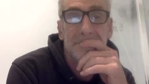 deanofflove221000 online show from November 9, 2025, 11:25 pm