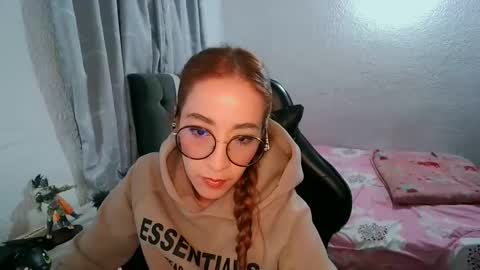 Snapshot of dear_juliet chatting on October 20, 2025, 11:16 pm Juliet online show from October 20, 2025, 11:16 pm