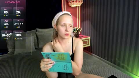 Dolly online show from September 14, 2025, 12:48 pm