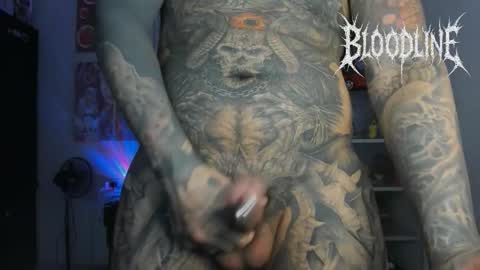    online show from December 17, 2025, 6:25 pm