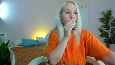 Debbie Mon Tue Fri Sun Sat GMT 3 1000am - 0400pm  online show from February 24, 2026, 4:49 pm