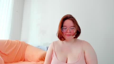 Snapshot of debbiewood chatting on May 24, 2026, 5:01 am DeboraDebbieDee online show from May 24, 2026, 5:01 am